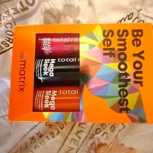 MATRIX MEGA SLEEK. BE YOUR SMOOTHEST SELF.  MIRACLE CREATOR,SHAMPOO,CONDITIONER